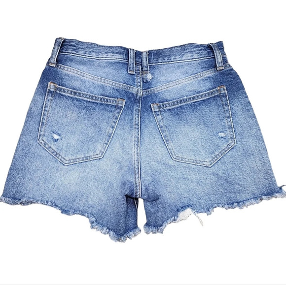 We The Free Distressed Raw Hem Jean Shorts Size 26 - Picture 2 of 6
